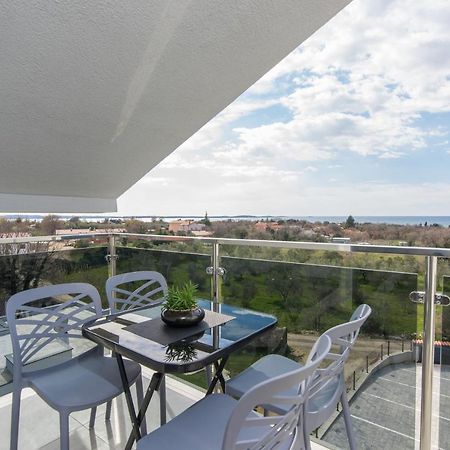 Apartment Serena, Sea View, Peroj Exterior photo