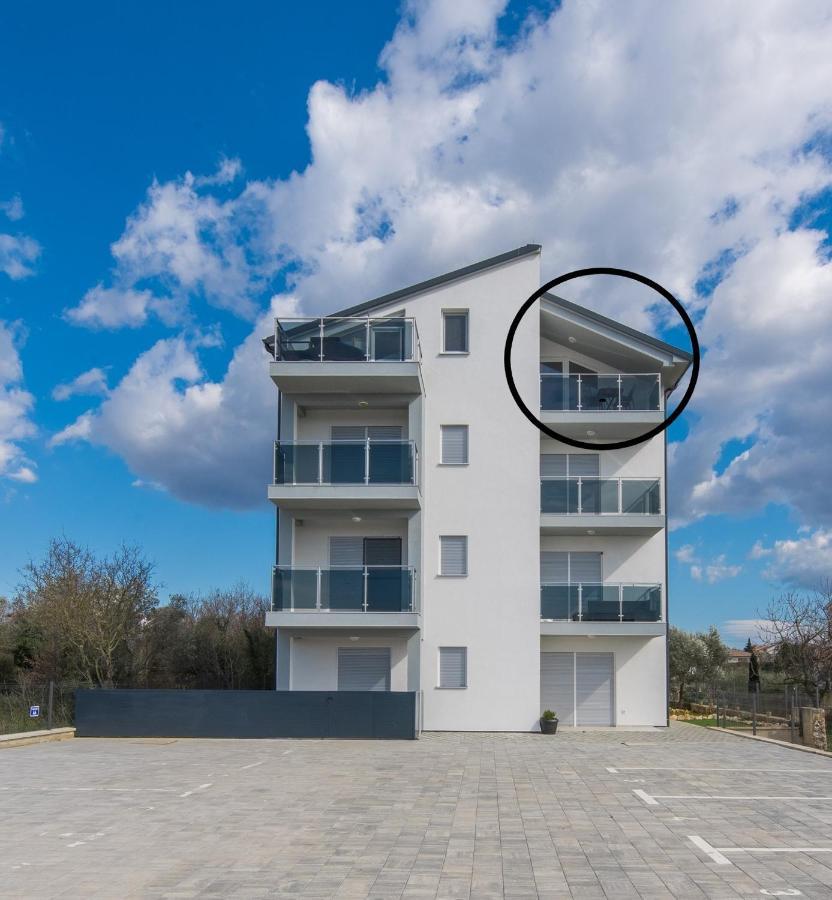 Apartment Serena, Sea View, Peroj Exterior photo